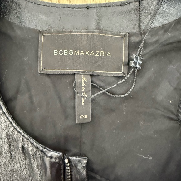 Black Leather Vest - Picture 8 of 8